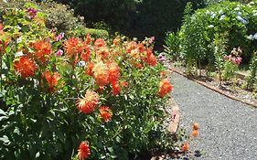 Boat Harbour Garden Cottages